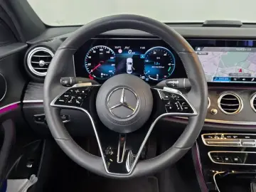 2023 Mercedes-Benz E-Класс с пробегом 19 109 км