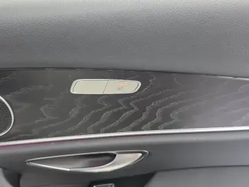 2023 Mercedes-Benz E-Класс с пробегом 19 109 км