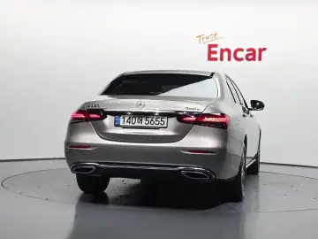 2022 Mercedes-Benz E-Класс с пробегом 36 613 км