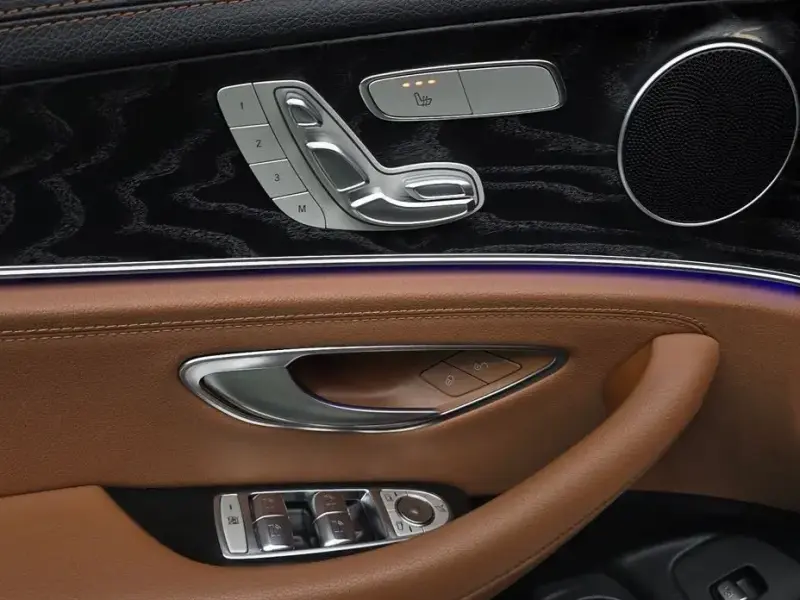 2021 Mercedes-Benz E-Класс с пробегом 46 643 км