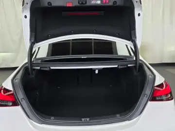 2023 Mercedes-Benz E-Класс с пробегом 19 109 км
