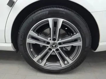 2023 Mercedes-Benz E-Класс с пробегом 19 109 км