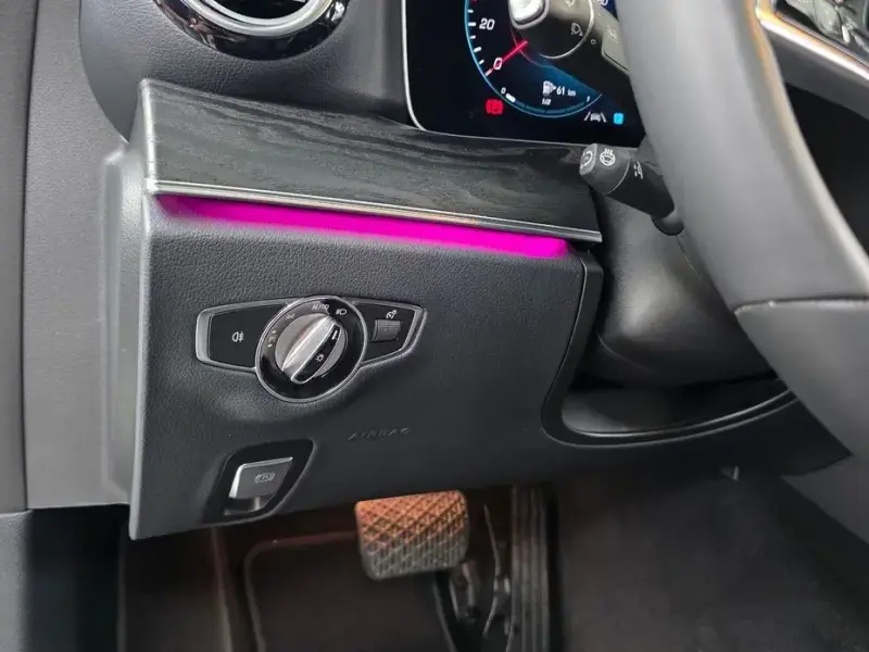2023 Mercedes-Benz E-Класс с пробегом 19 109 км