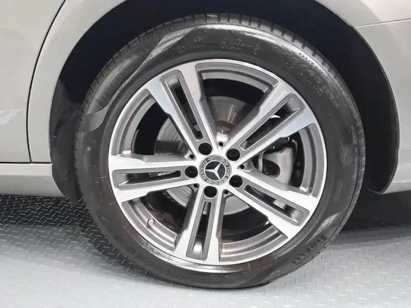 2022 Mercedes-Benz E-Класс с пробегом 36 613 км