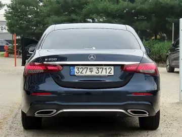 2022 Mercedes-Benz E-Класс с пробегом 14 327 км