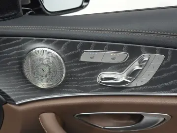 2022 Mercedes-Benz E-Класс с пробегом 36 613 км