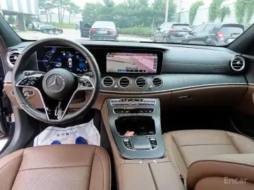 2022 Mercedes-Benz E-Класс с пробегом 14 327 км