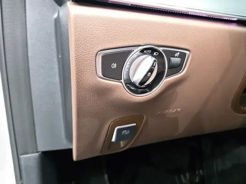 2022 Mercedes-Benz E-Класс с пробегом 36 613 км