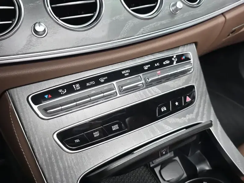 2022 Mercedes-Benz E-Класс с пробегом 36 613 км