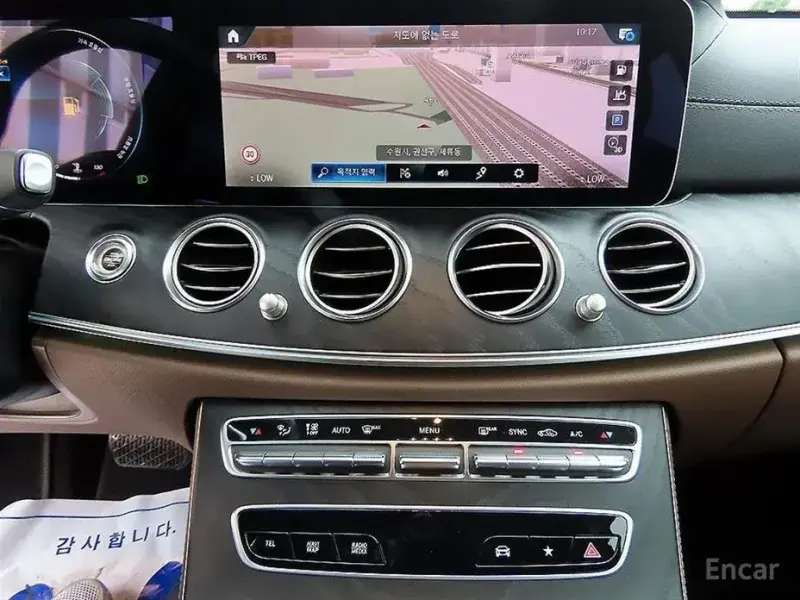 2022 Mercedes-Benz E-Класс с пробегом 14 327 км