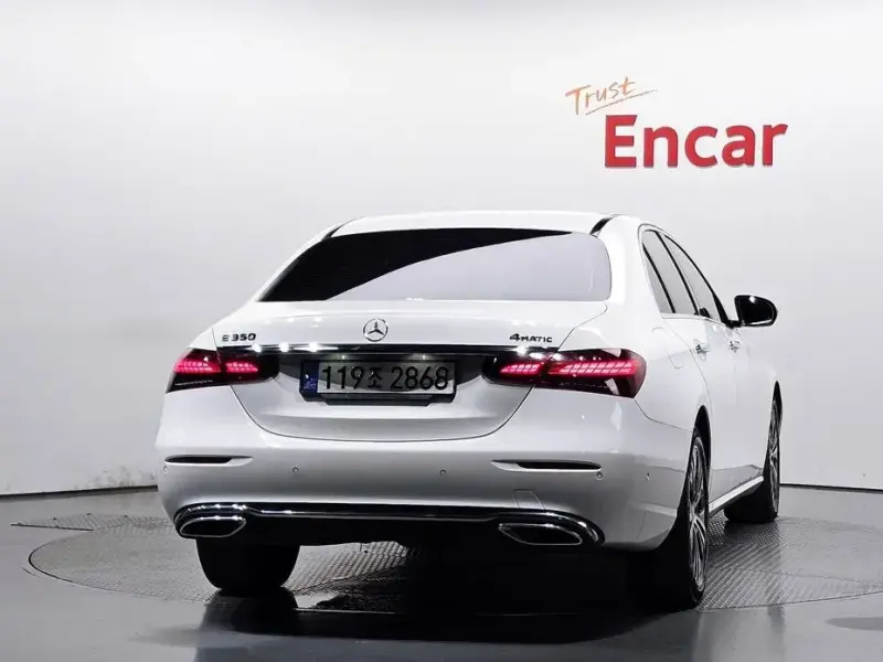 2021 Mercedes-Benz E-Класс с пробегом 27 280 км