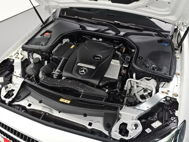 2021 Mercedes-Benz E-Класс с пробегом 27 280 км