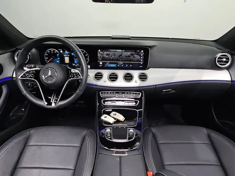 2021 Mercedes-Benz E-Класс с пробегом 27 280 км