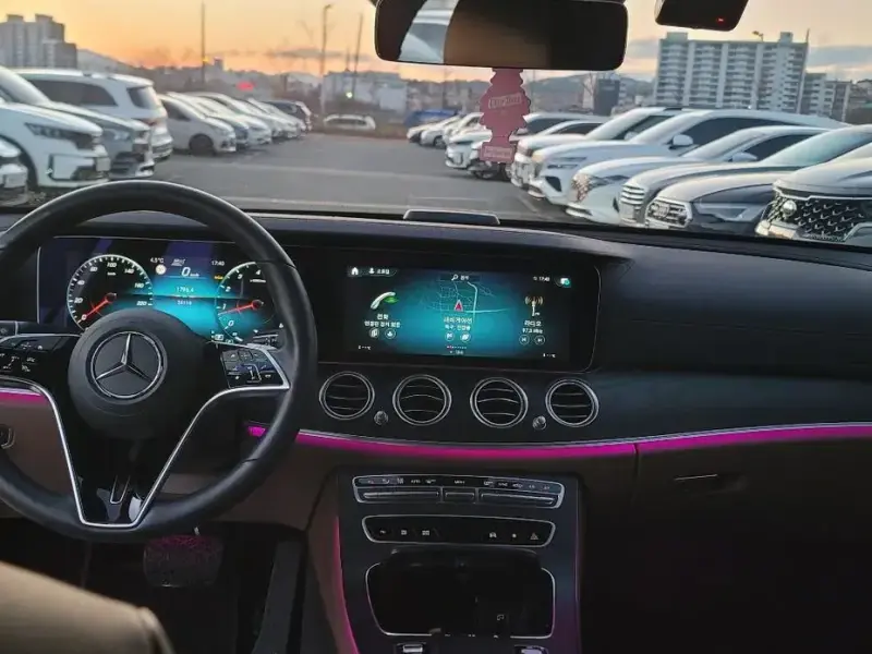 2023 Mercedes-Benz E-Класс с пробегом 24 099 км