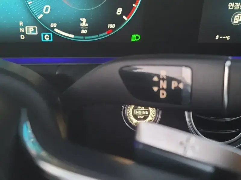 2023 Mercedes-Benz E-Класс с пробегом 24 099 км