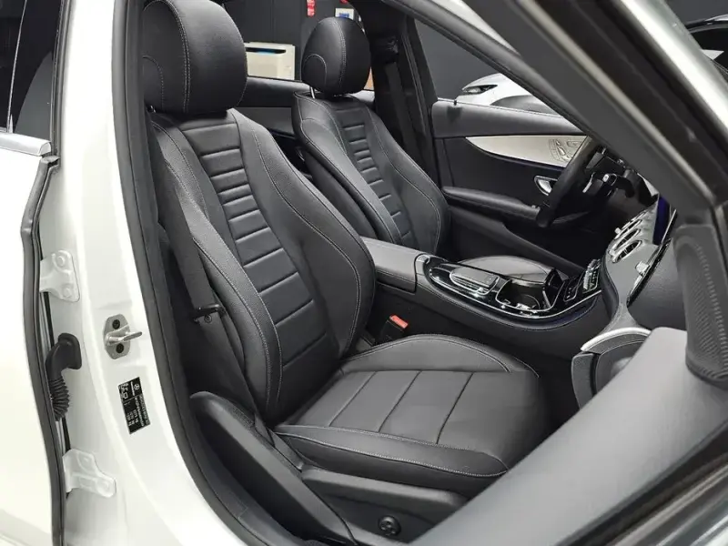 2021 Mercedes-Benz E-Класс с пробегом 27 280 км