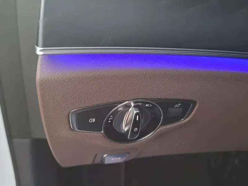 2023 Mercedes-Benz E-Класс с пробегом 24 099 км