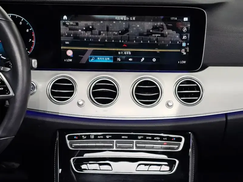 2021 Mercedes-Benz E-Класс с пробегом 27 280 км