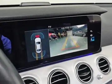 2021 Mercedes-Benz E-Класс с пробегом 27 280 км