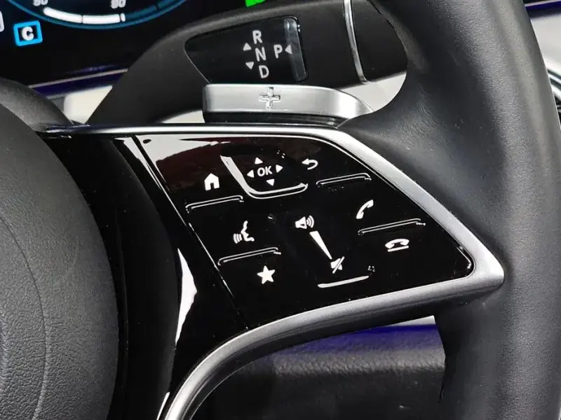 2021 Mercedes-Benz E-Класс с пробегом 27 280 км
