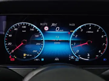 2022 Mercedes-Benz E-Класс с пробегом 20 990 км
