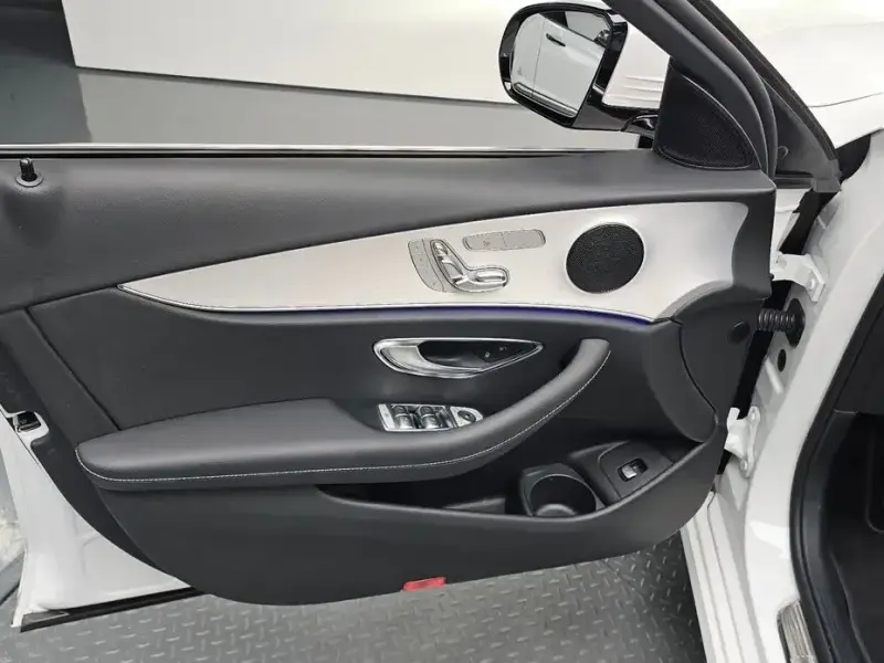 2021 Mercedes-Benz E-Класс с пробегом 27 280 км