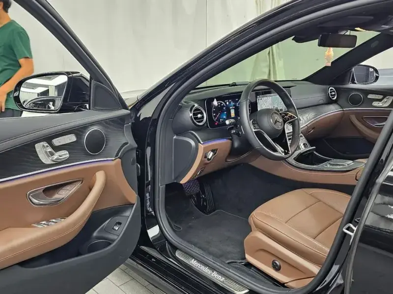 2022 Mercedes-Benz E-Класс с пробегом 20 990 км