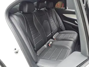 2021 Mercedes-Benz E-Класс с пробегом 27 280 км