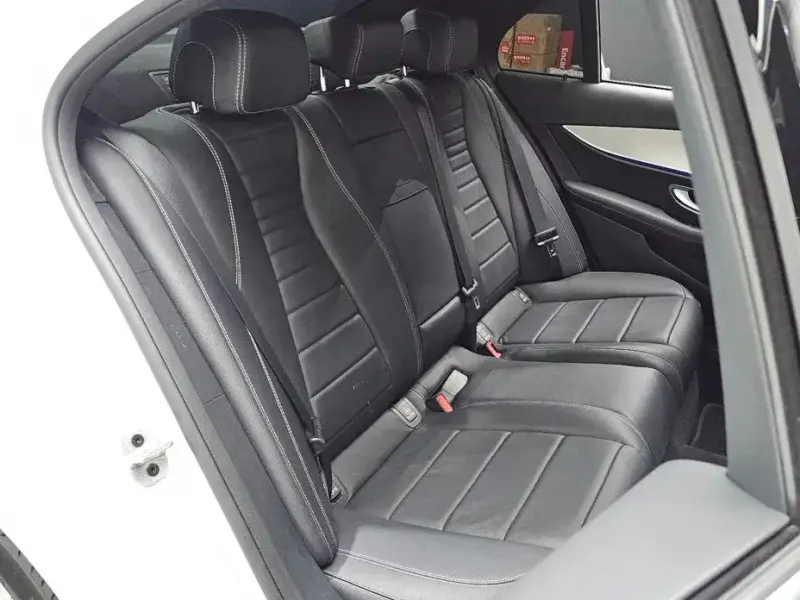 2021 Mercedes-Benz E-Класс с пробегом 27 280 км