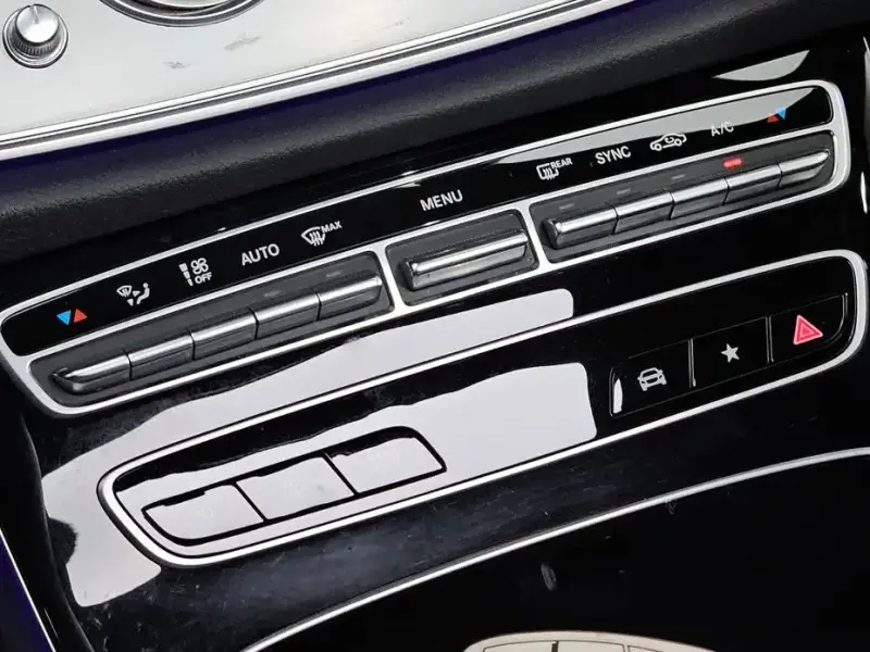 2021 Mercedes-Benz E-Класс с пробегом 27 280 км