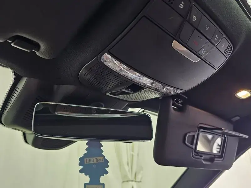 2022 Mercedes-Benz E-Класс с пробегом 20 990 км