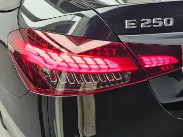 2022 Mercedes-Benz E-Класс с пробегом 20 990 км
