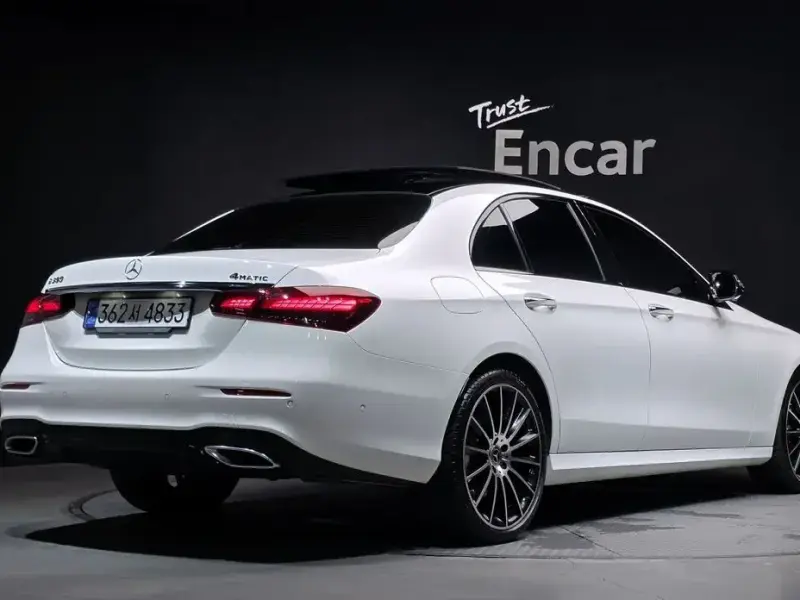 2022 Mercedes-Benz E-Класс с пробегом 29 332 км