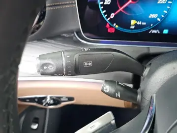 2022 Mercedes-Benz E-Класс с пробегом 20 990 км