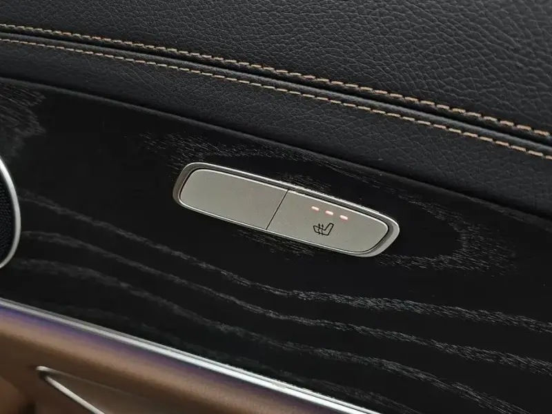 2022 Mercedes-Benz E-Класс с пробегом 20 990 км