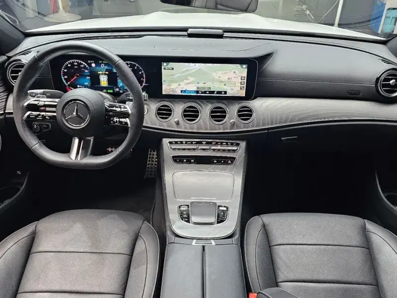 2022 Mercedes-Benz E-Класс с пробегом 29 332 км