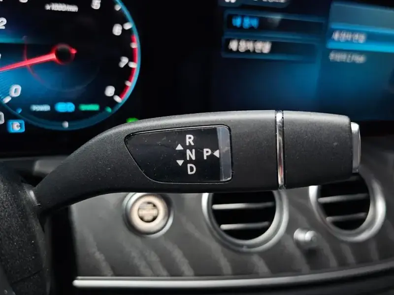 2022 Mercedes-Benz E-Класс с пробегом 29 332 км