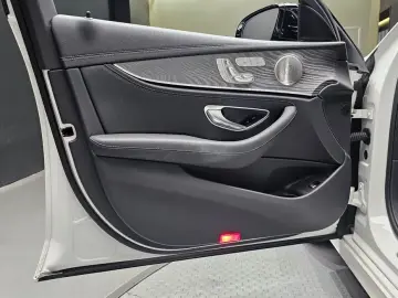 2022 Mercedes-Benz E-Класс с пробегом 29 332 км