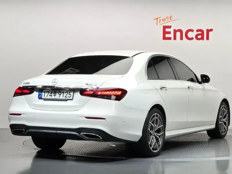 2022 Mercedes-Benz E-Класс с пробегом 42 529 км
