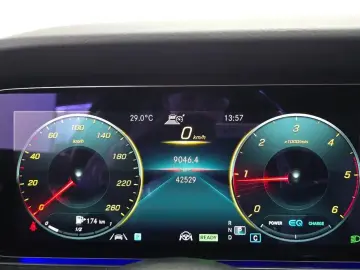 2022 Mercedes-Benz E-Класс с пробегом 42 529 км