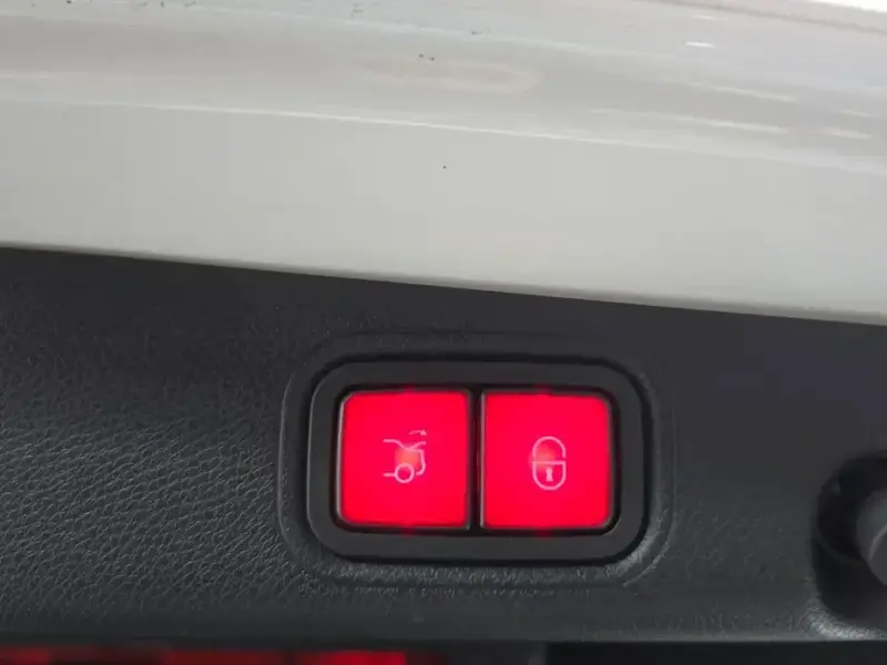 2022 Mercedes-Benz E-Класс с пробегом 42 529 км