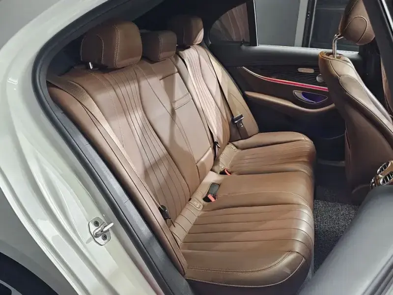 2021 Mercedes-Benz E-Класс с пробегом 118 100 км