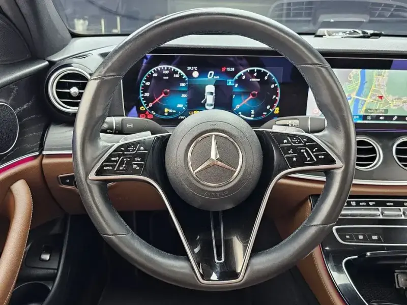 2022 Mercedes-Benz E-Класс с пробегом 39 330 км