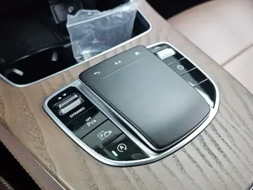 2023 Mercedes-Benz E-Класс с пробегом 56 414 км