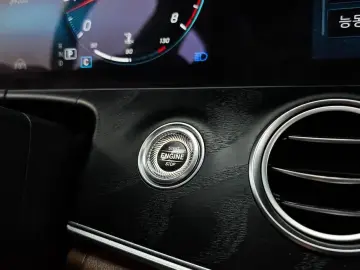 2022 Mercedes-Benz E-Класс с пробегом 39 330 км