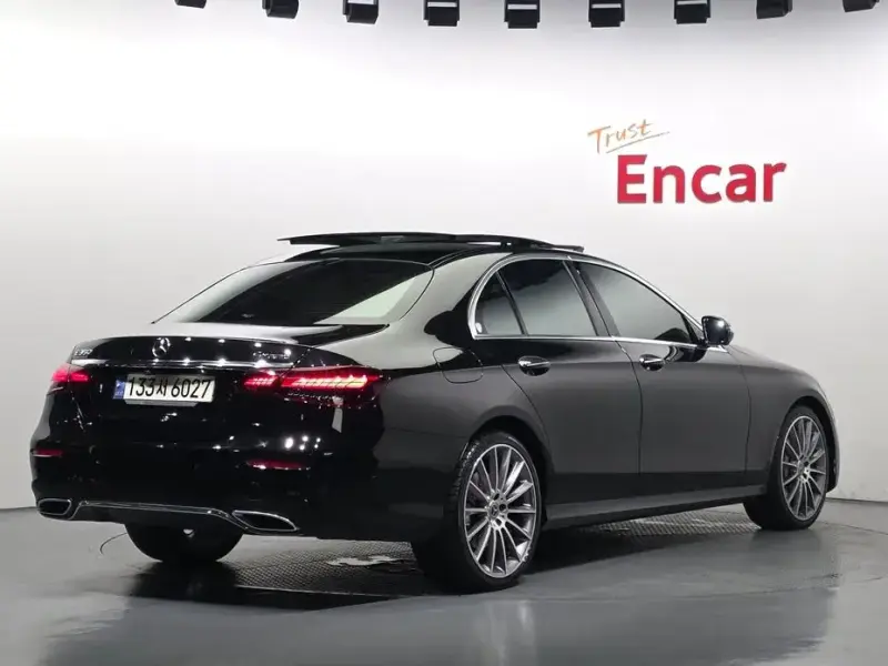 2021 Mercedes-Benz E-Класс с пробегом 98 403 км