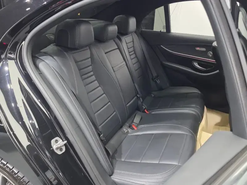 2021 Mercedes-Benz E-Класс с пробегом 98 403 км