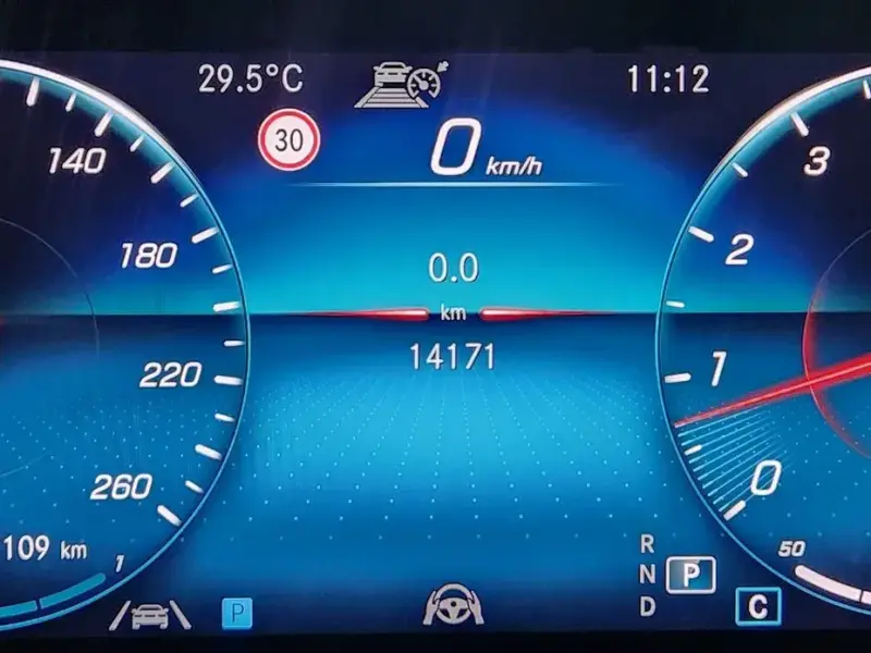 2022 Mercedes-Benz E-Класс с пробегом 14 300 км