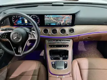 2022 Mercedes-Benz E-Класс с пробегом 14 300 км