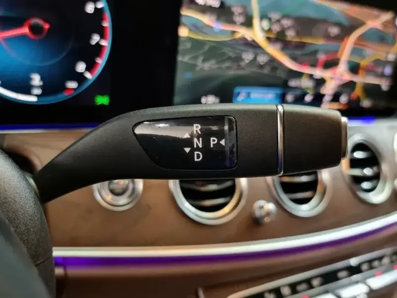 2022 Mercedes-Benz E-Класс с пробегом 14 300 км